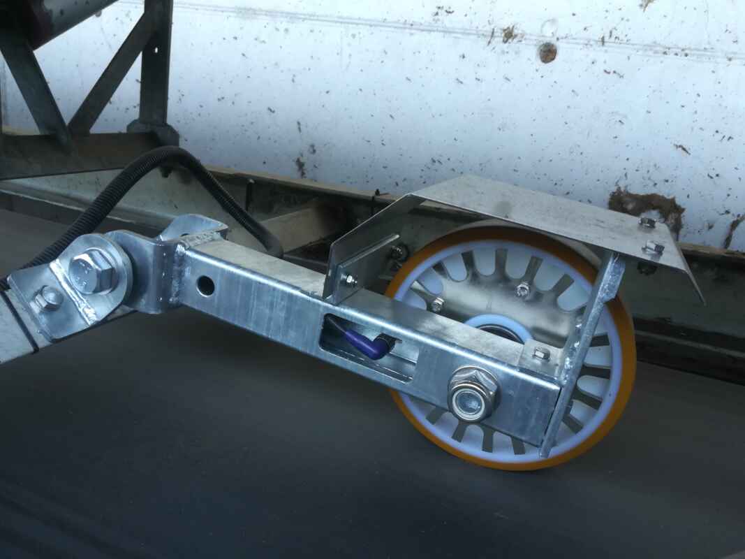 Тахометър модел P-20 за лентова везна